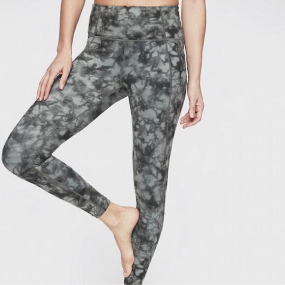 Athleta Gray Tie-Dye Salutation Powervita™ 7/8 Leggings XS - Picture 1 of 6